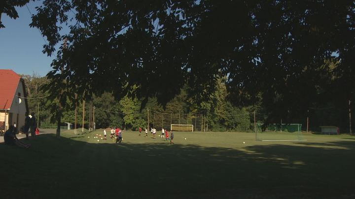 Keményen edzenek az U16-os labdarúgók Bólyban