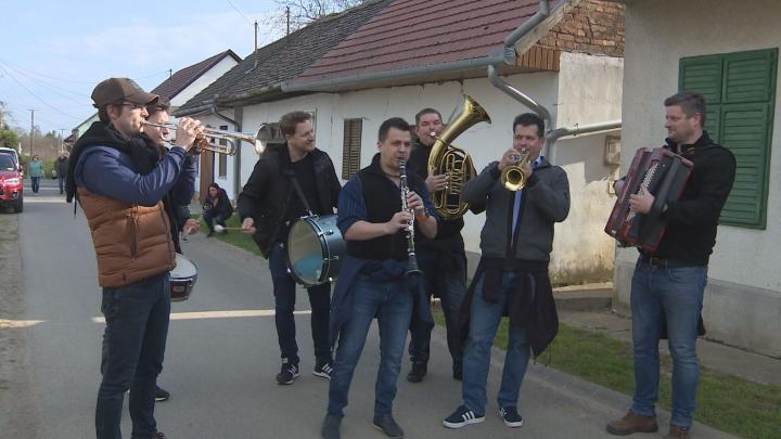 Emmausz a bólyi pincesoron