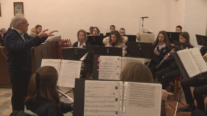 Advent a villányi katolikus templomban