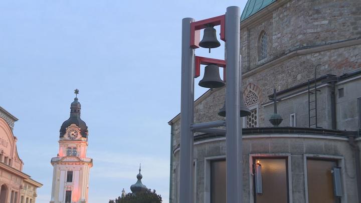 Újra szól a pécsi belvárosi harang