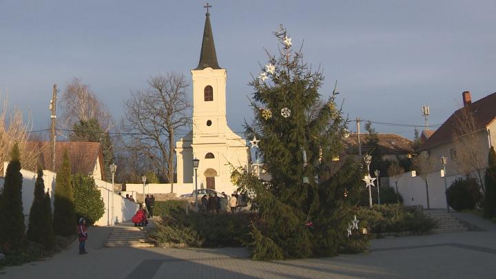 Ünneplő birjániak