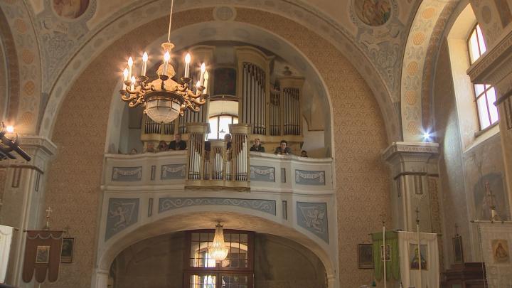 Német dallamok a babarci templomban
