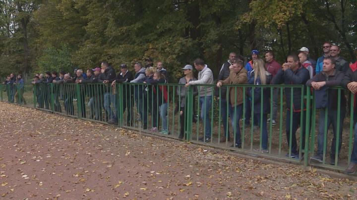 Szederkényi sikerek a bólyi focipályán