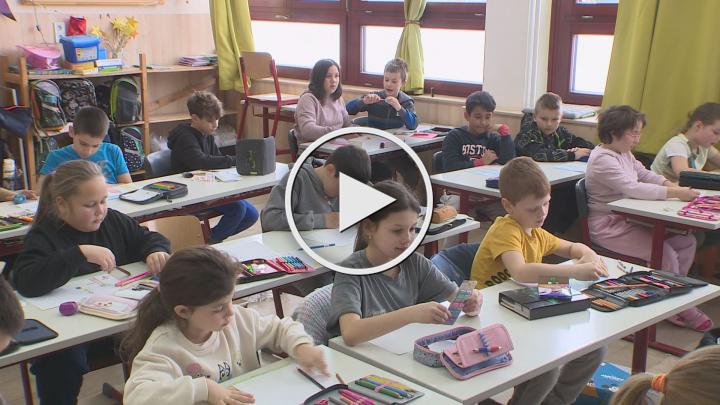 Közel a tanév fele